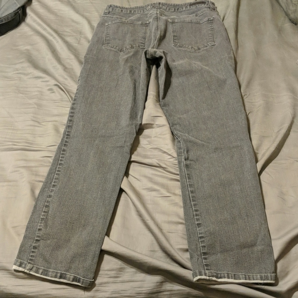 Jeans - Picture 3 of 3